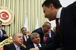Ali Babacan’dan AK Parti’ye dönüş sorusuna olay yanıt